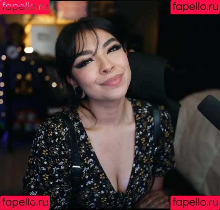 Aileen Senpai Onlyfans Photo Gallery 