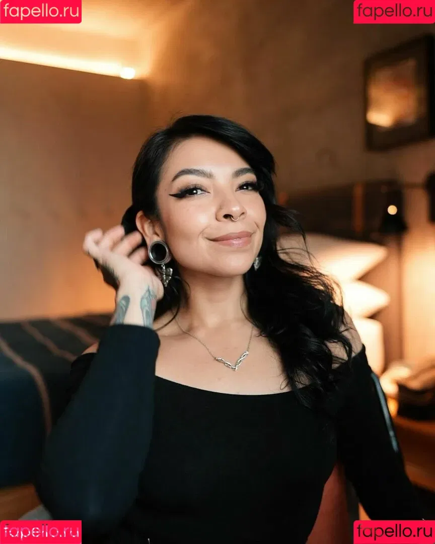 Aileen Senpai Onlyfans Photo Gallery 