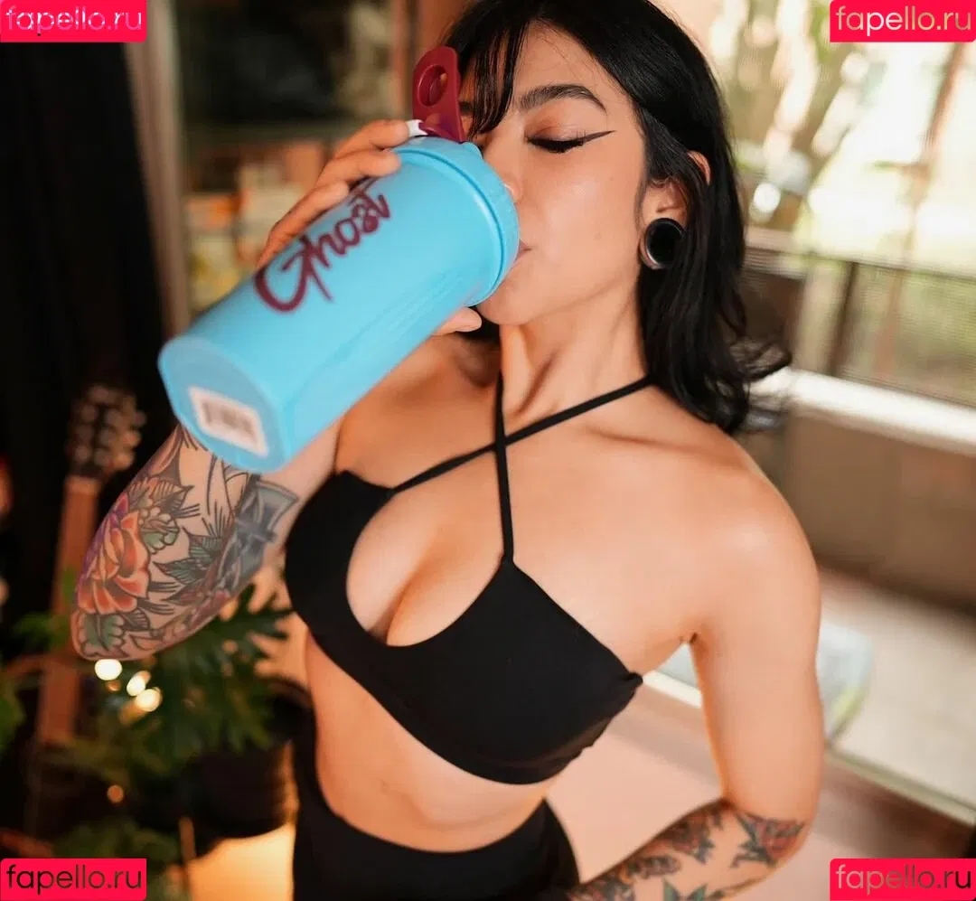Aileen Senpai Onlyfans Photo Gallery 