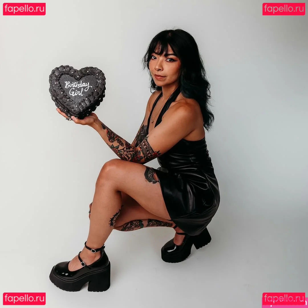 Aileen Senpai Onlyfans Photo Gallery 