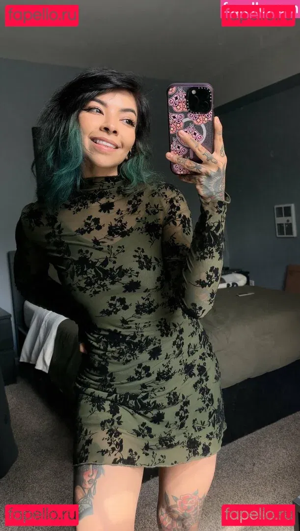 Aileen Senpai Onlyfans Photo Gallery 