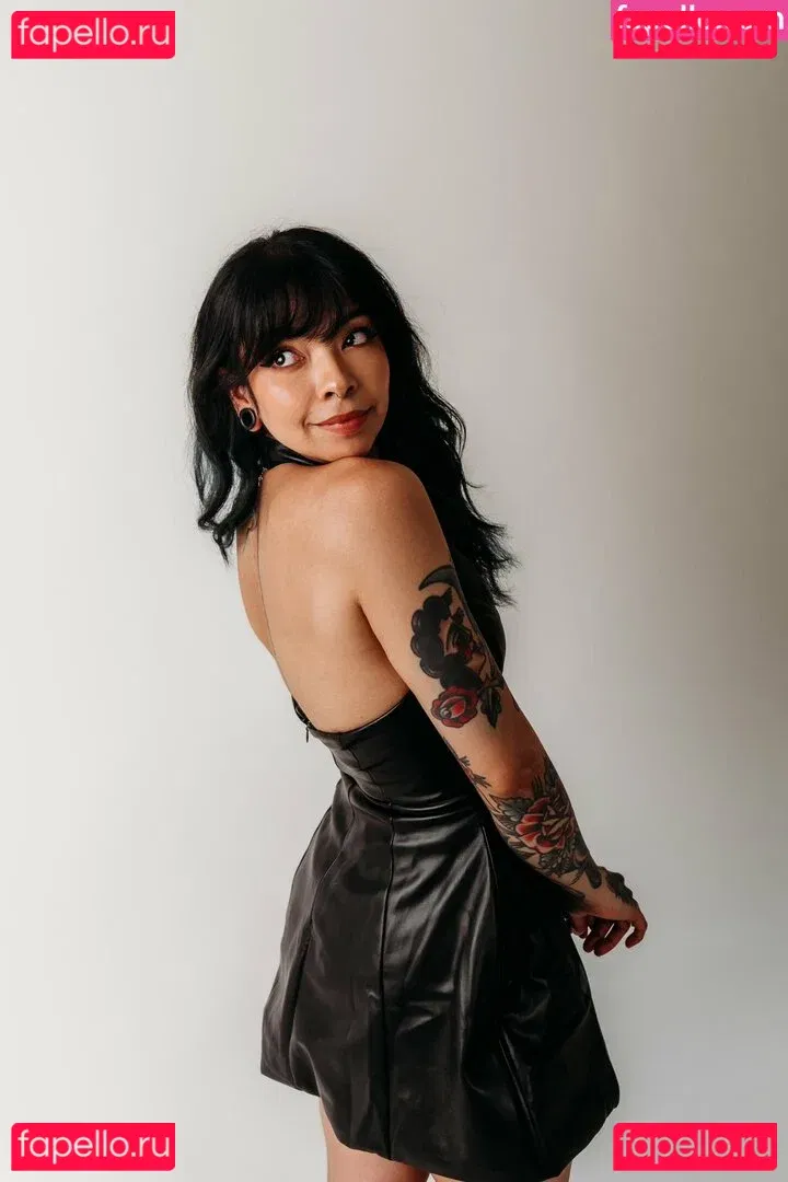 Aileen Senpai Onlyfans Photo Gallery 