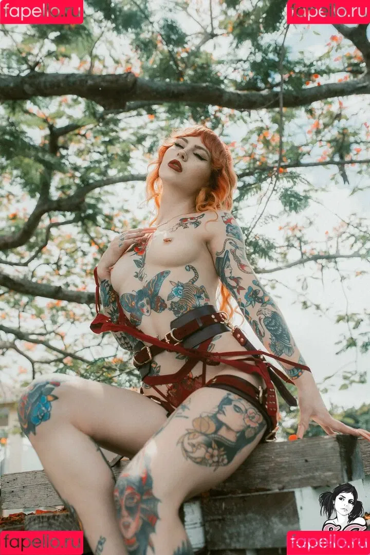 Loveless Onlyfans Photo Gallery 
