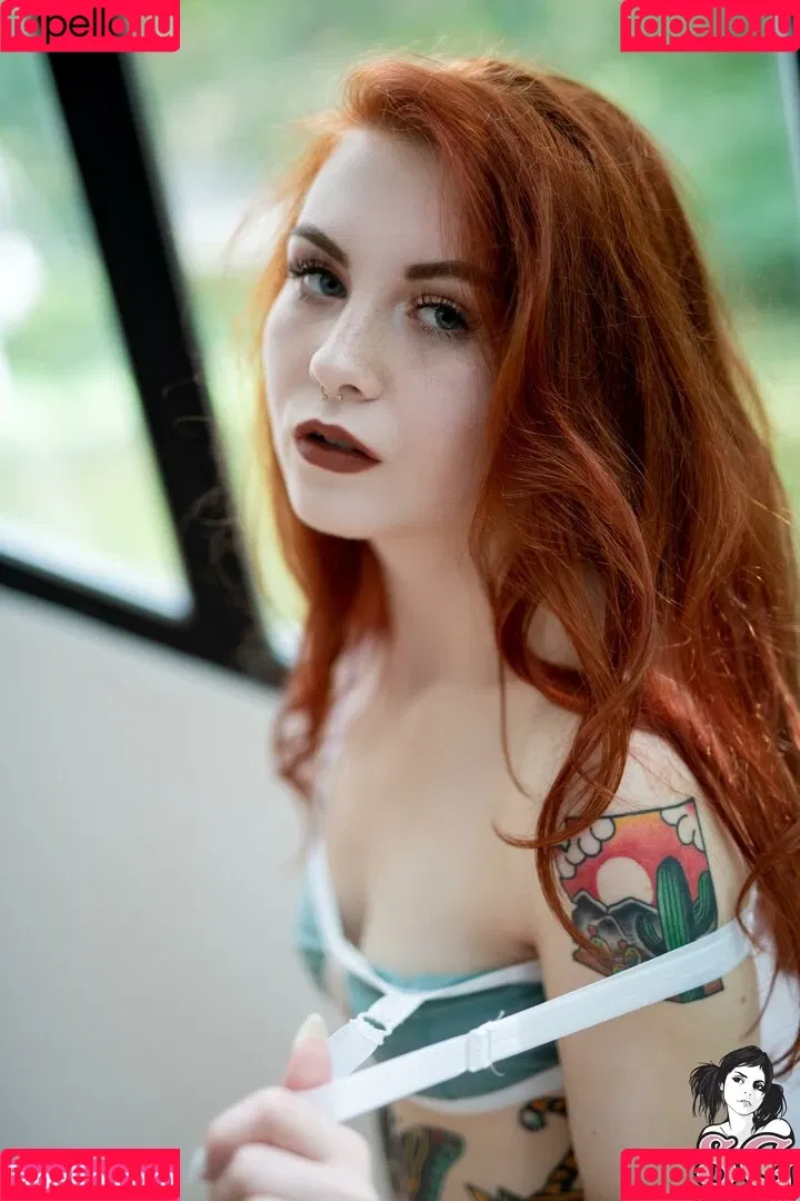 Loveless Onlyfans Photo Gallery 