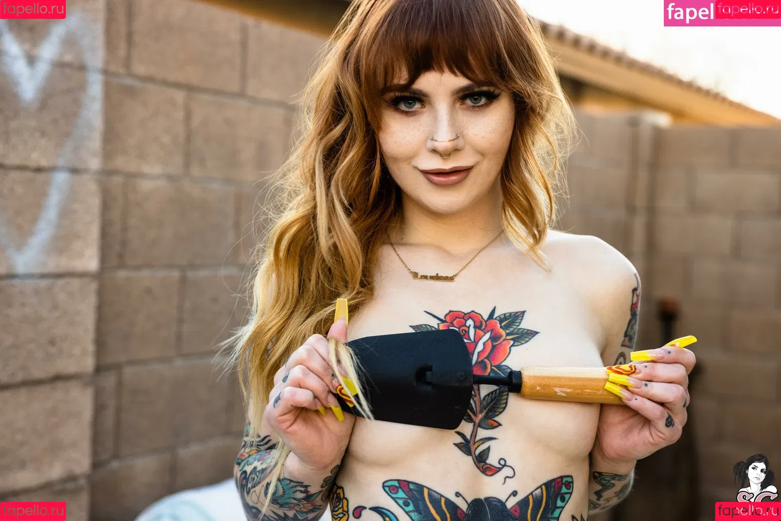 Loveless Onlyfans Photo Gallery 