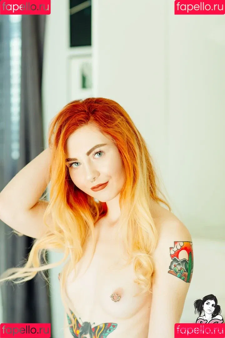 Loveless Onlyfans Photo Gallery 