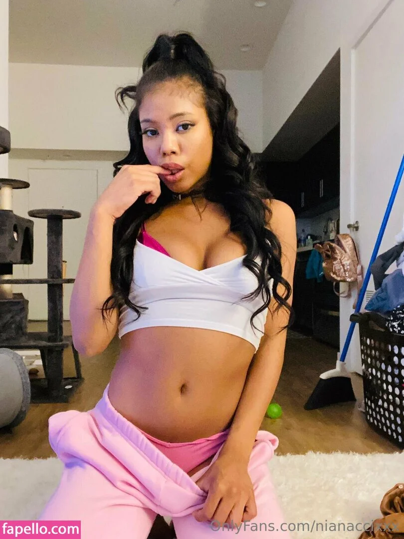 Nia Nacci Onlyfans Photo Gallery 