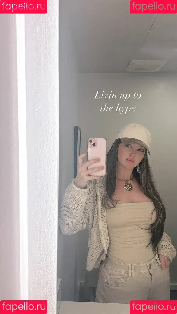 Elley Duhé Onlyfans Photo Gallery 