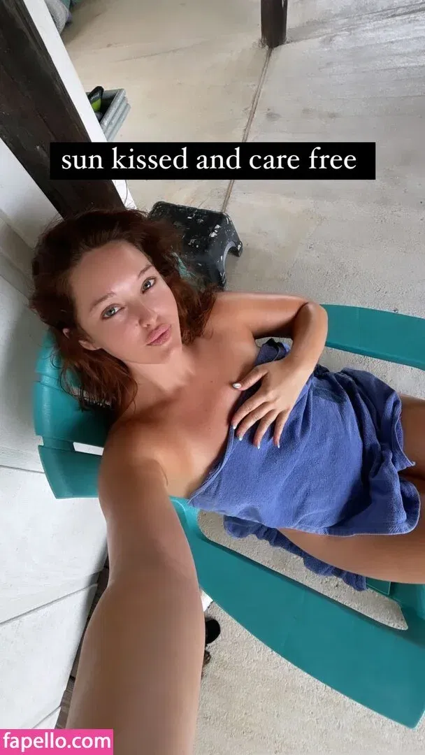 Elley Duhé Onlyfans Photo Gallery 