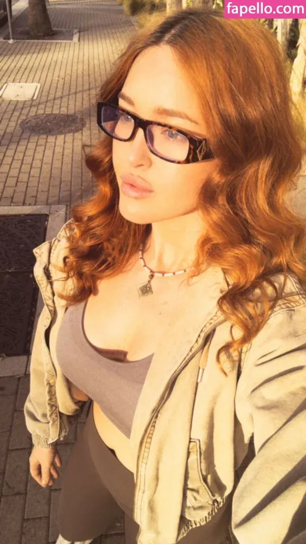 Elley Duhé Onlyfans Photo Gallery 