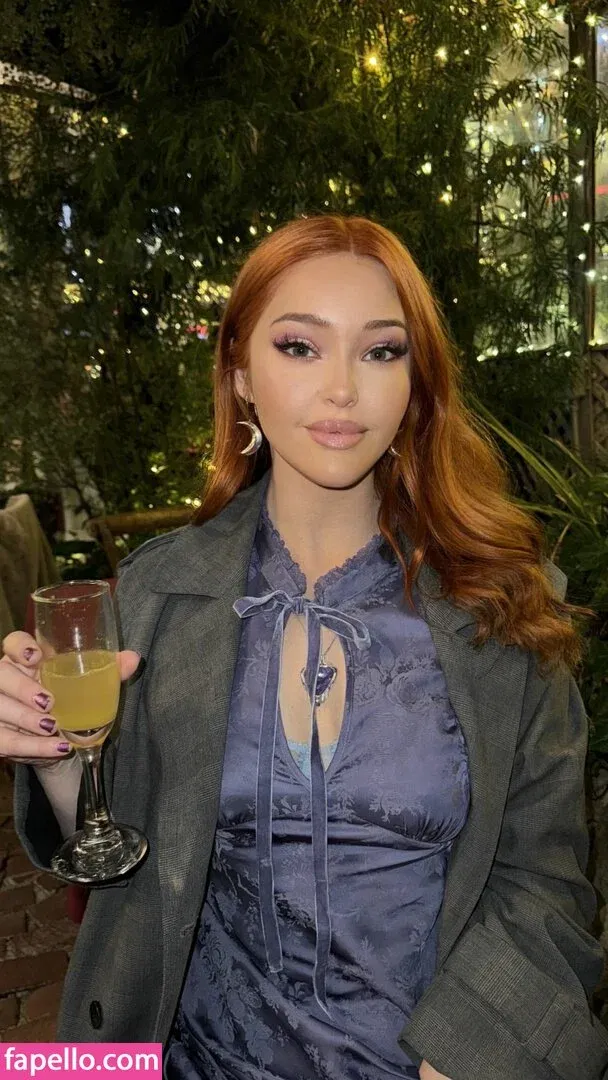 Elley Duhé Onlyfans Photo Gallery 