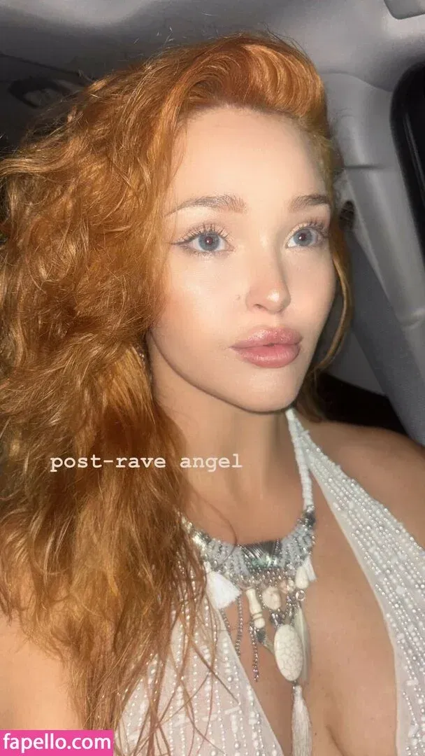 Elley Duhé Onlyfans Photo Gallery 