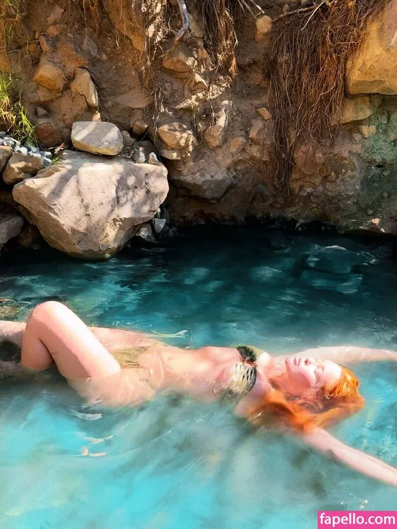 Elley Duhé Onlyfans Photo Gallery 