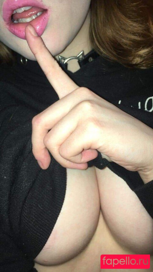 Lilac Lullaby Nude Onlyfans Photo 35
