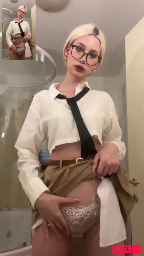 Who Is She Nude Onlyfans Photo 10