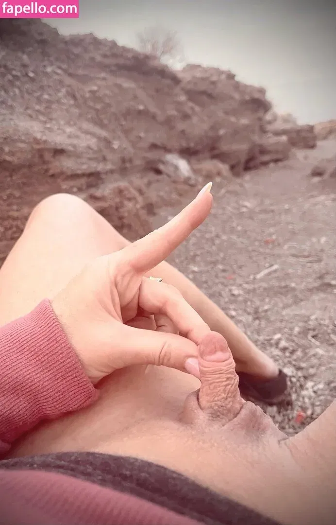 Pandoras Clit Onlyfans Photo Gallery 