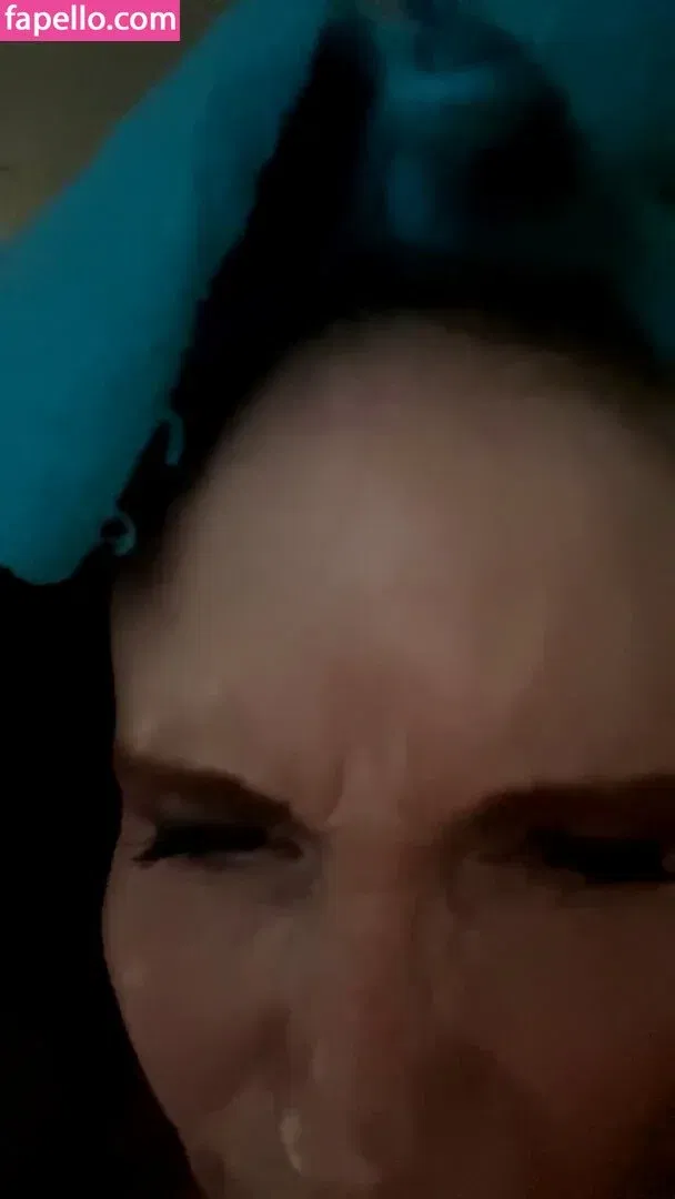 Phoebe Price Onlyfans Photo Gallery 