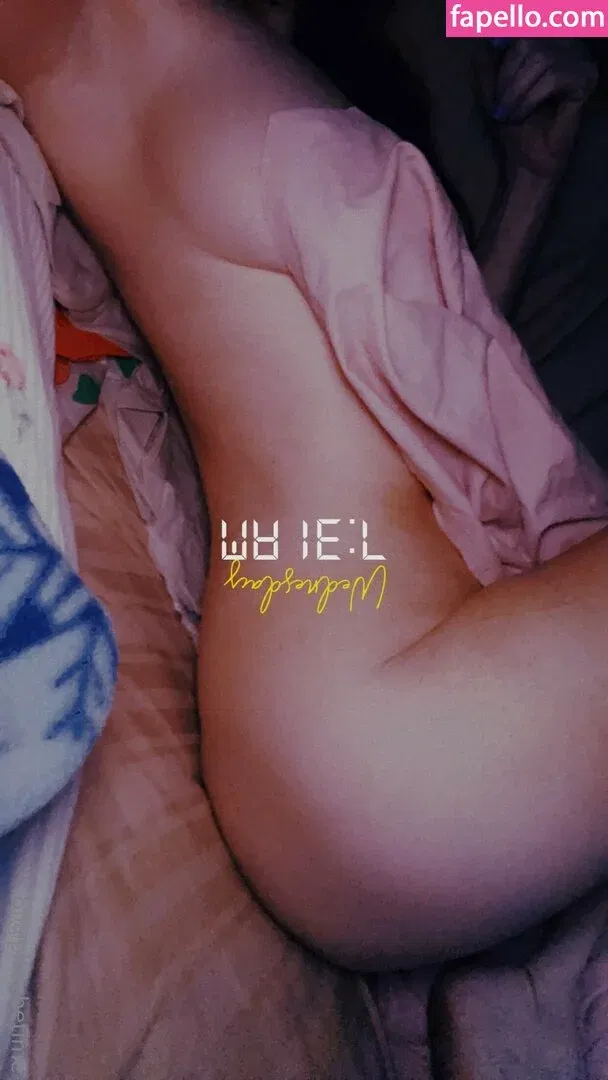 Phoebe Price Onlyfans Photo Gallery 