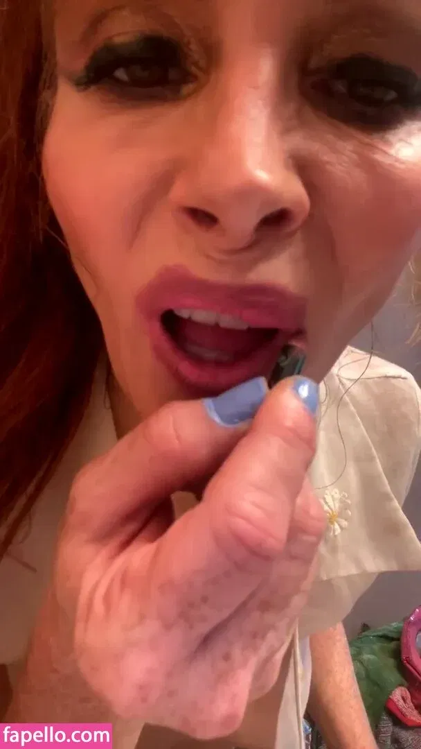 Phoebe Price Onlyfans Photo Gallery 