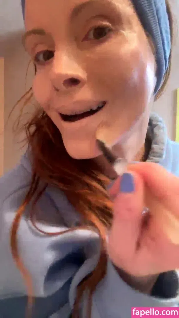 Phoebe Price Onlyfans Photo Gallery 