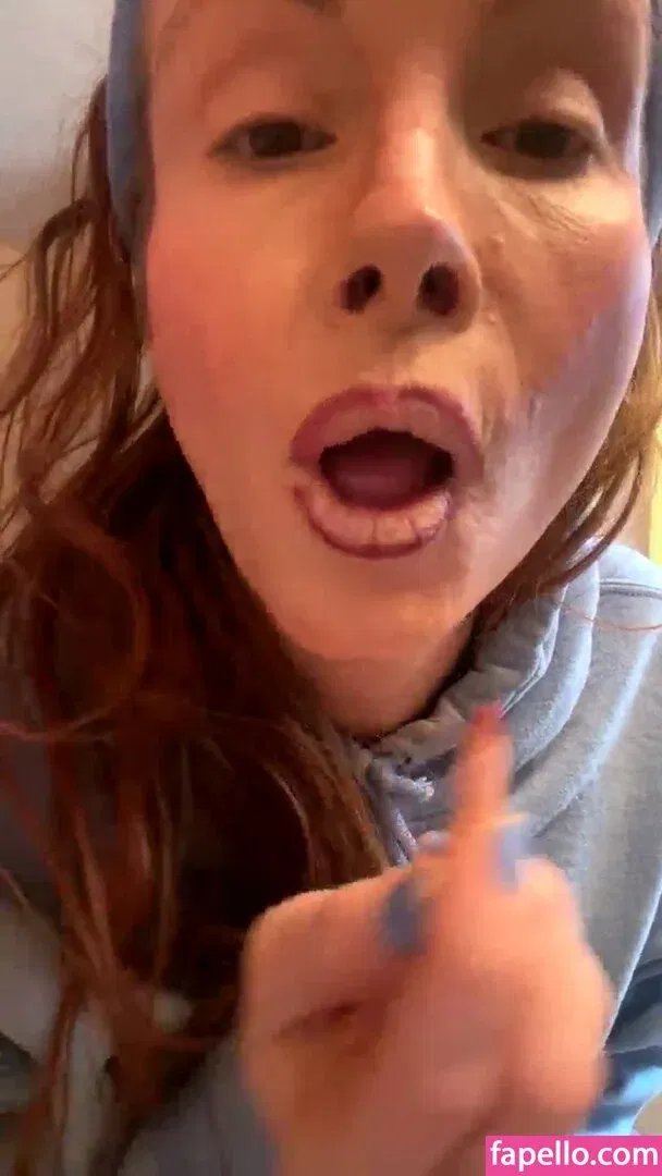 Phoebe Price Onlyfans Photo Gallery 