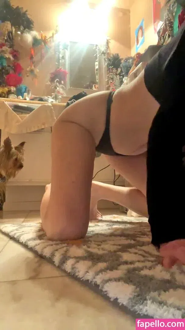 Phoebe Price Onlyfans Photo Gallery 