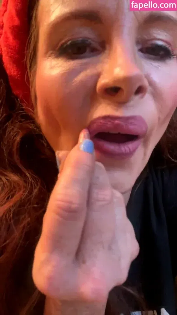 Phoebe Price Onlyfans Photo Gallery 