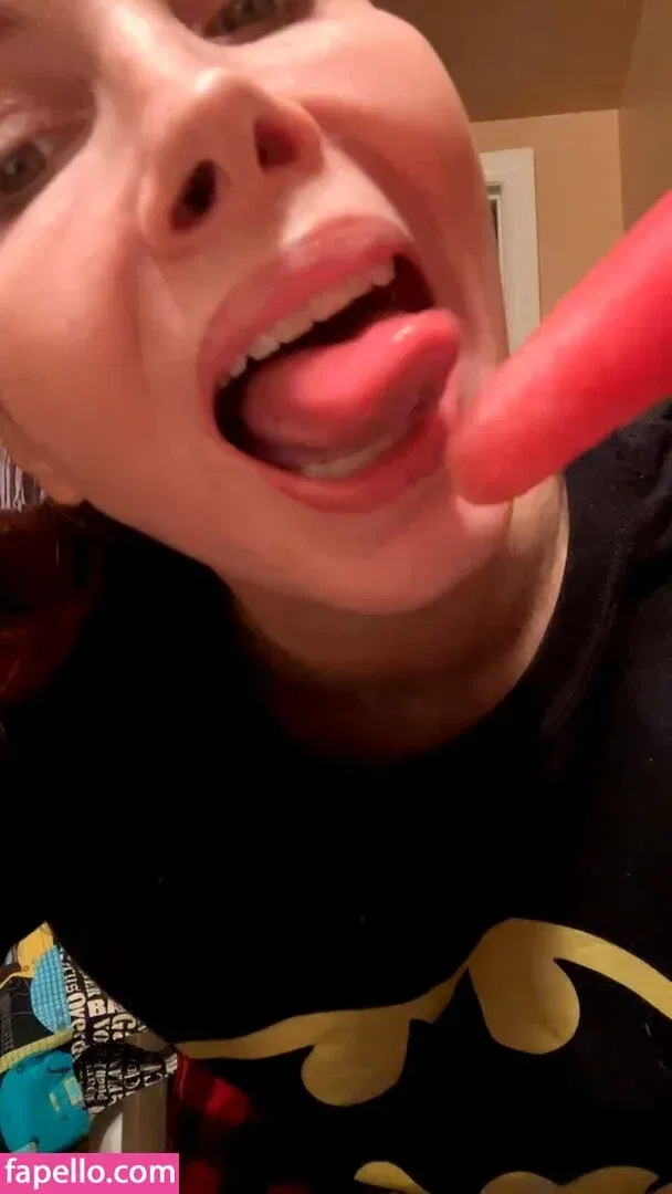 Phoebe Price Onlyfans Photo Gallery 