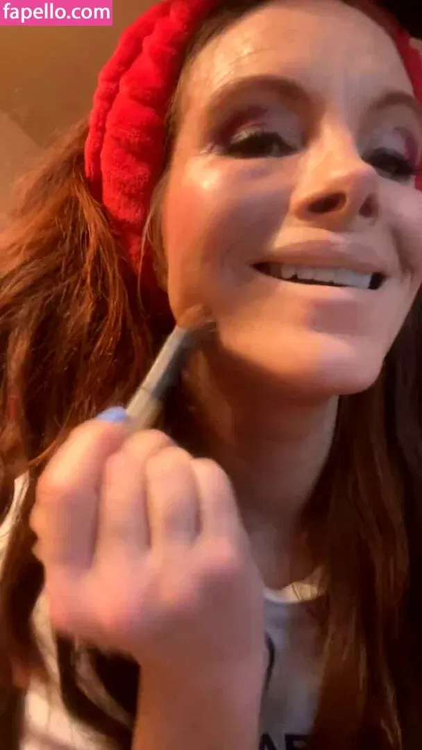 Phoebe Price Onlyfans Photo Gallery 