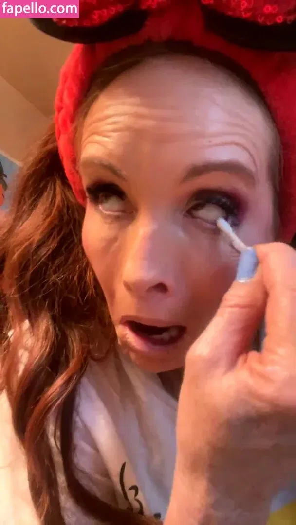 Phoebe Price Onlyfans Photo Gallery 