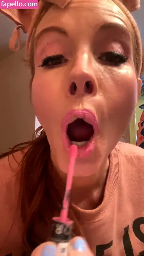 Phoebe Price Onlyfans Photo Gallery 