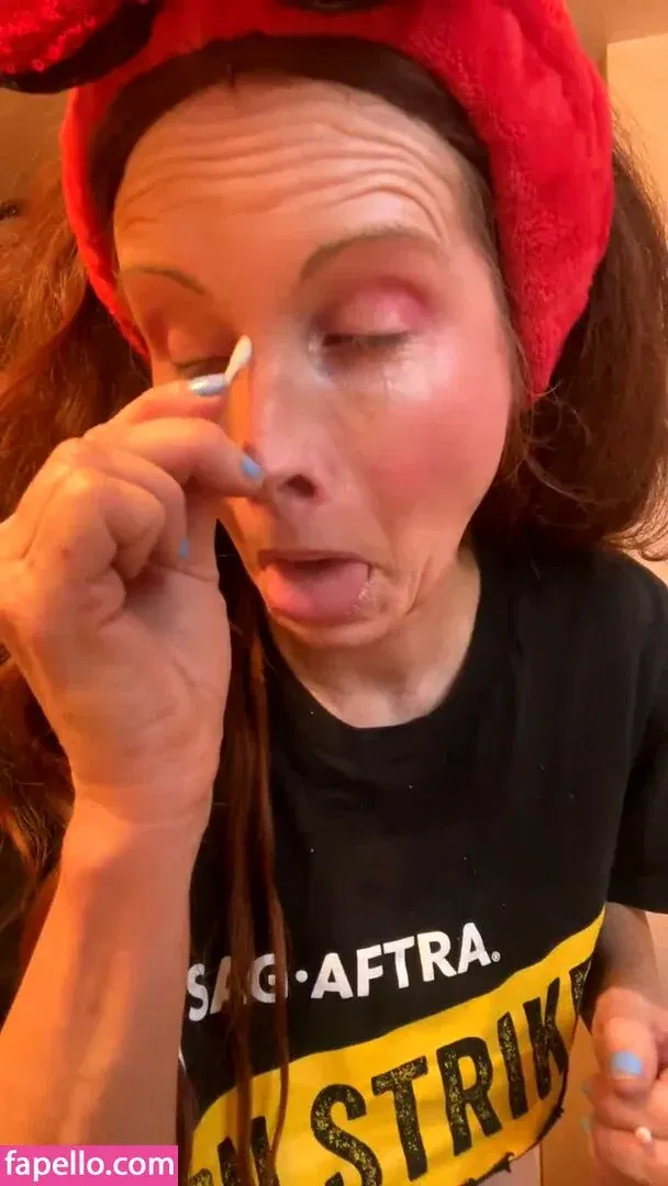 Phoebe Price Onlyfans Photo Gallery 