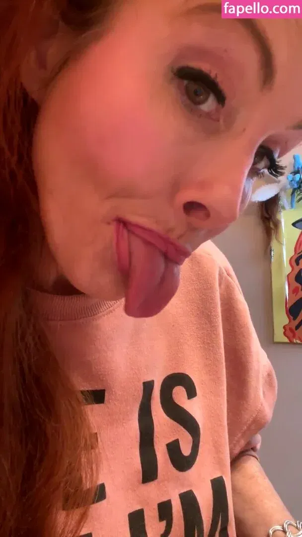 Phoebe Price Onlyfans Photo Gallery 