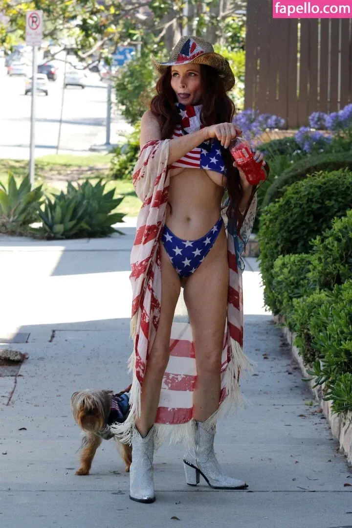 Phoebe Price Onlyfans Photo Gallery 