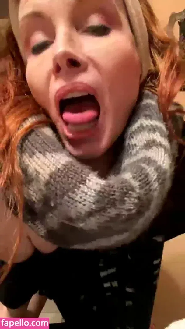 Phoebe Price Onlyfans Photo Gallery 