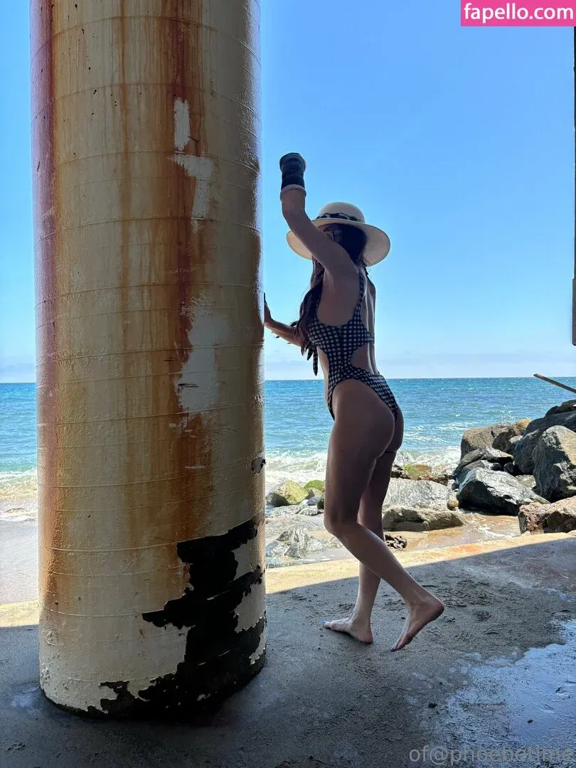 Phoebe Price Onlyfans Photo Gallery 