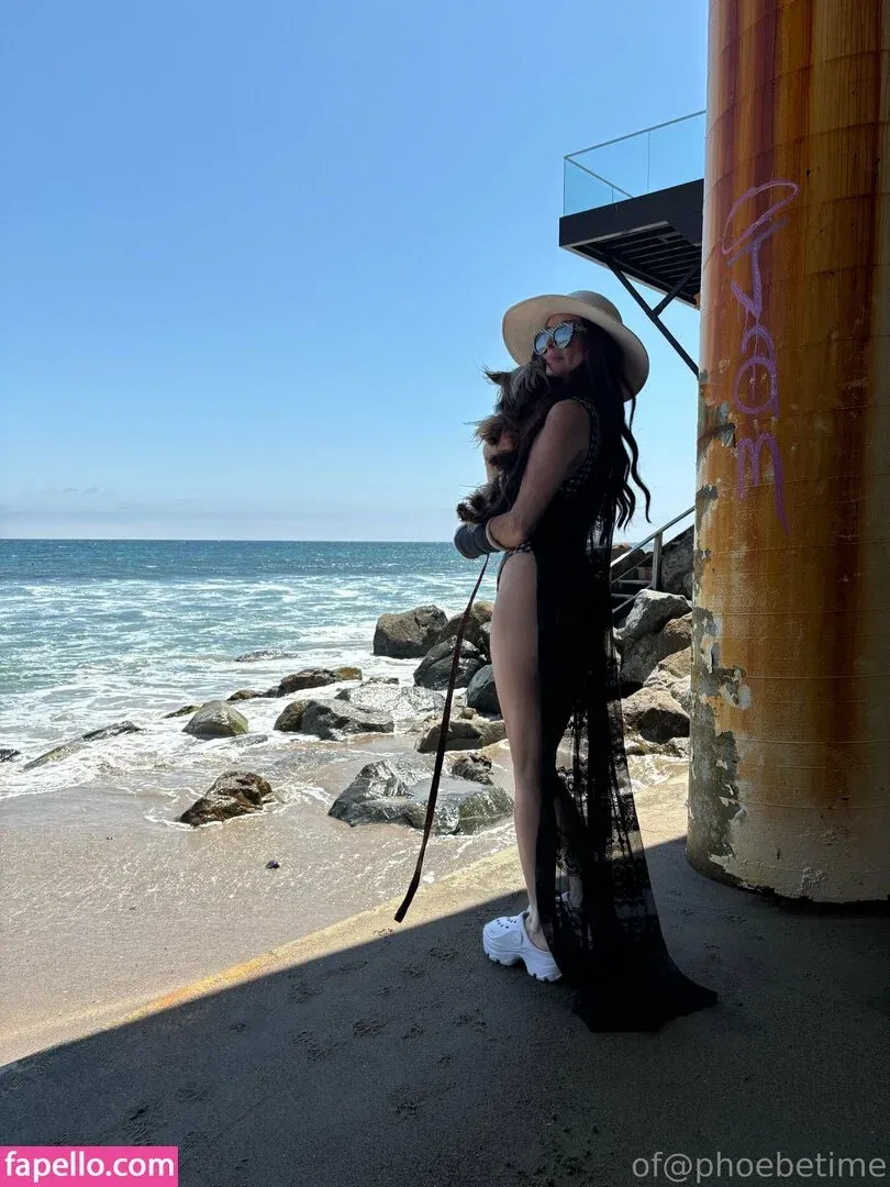 Phoebe Price Onlyfans Photo Gallery 