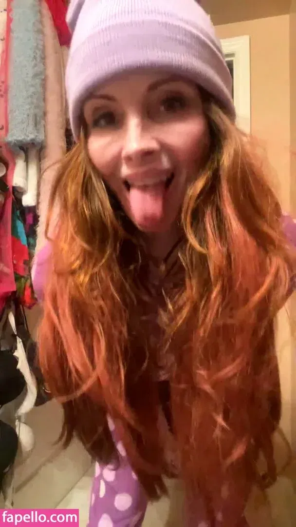 Phoebe Price Onlyfans Photo Gallery 