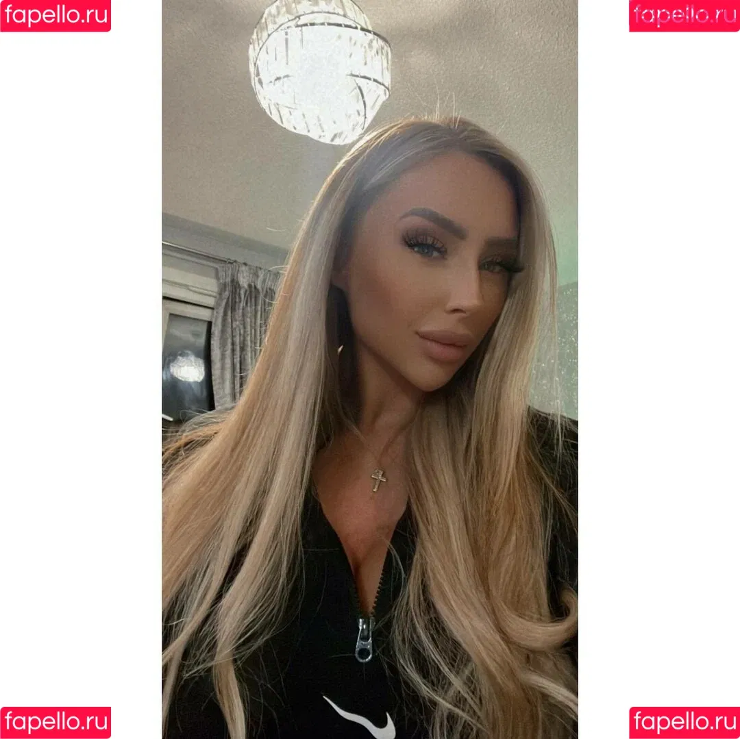 Hayley Maye Onlyfans Photo Gallery 
