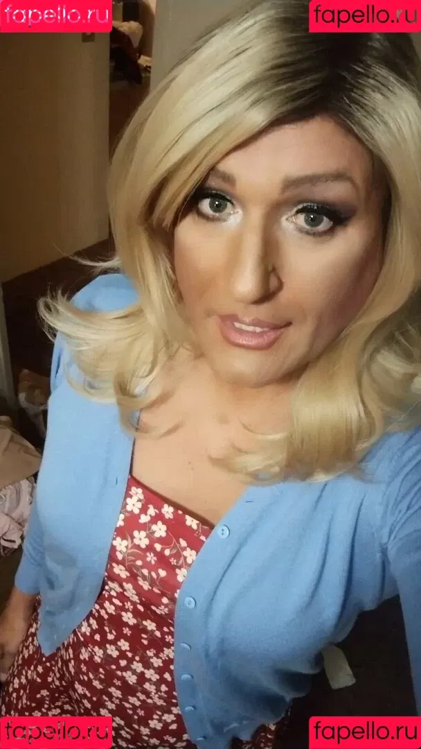 Chantelle Edwards Onlyfans Photo Gallery 