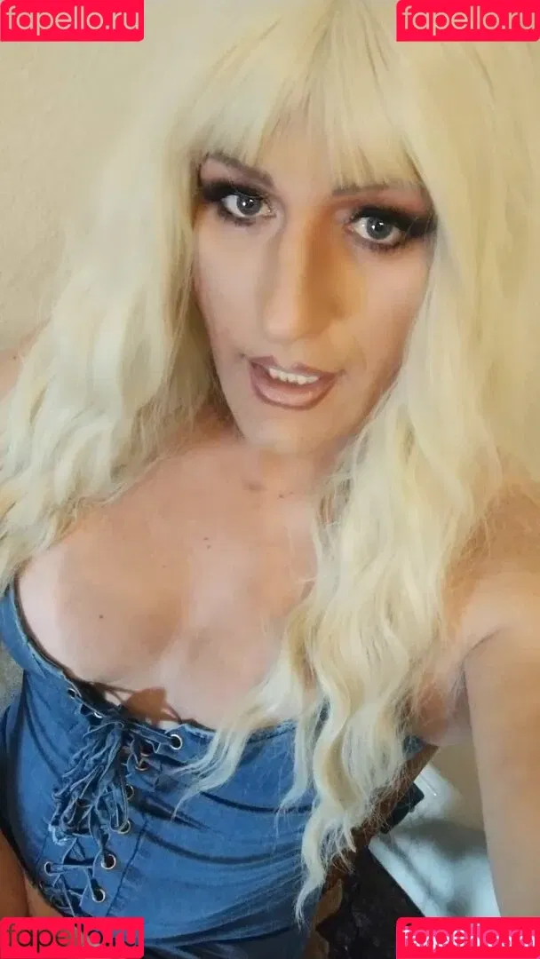 Chantelle Edwards Onlyfans Photo Gallery 