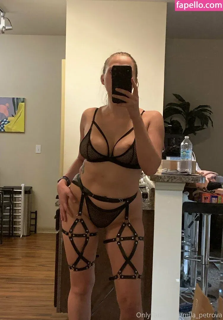 mila_petrova Onlyfans Photo Gallery 