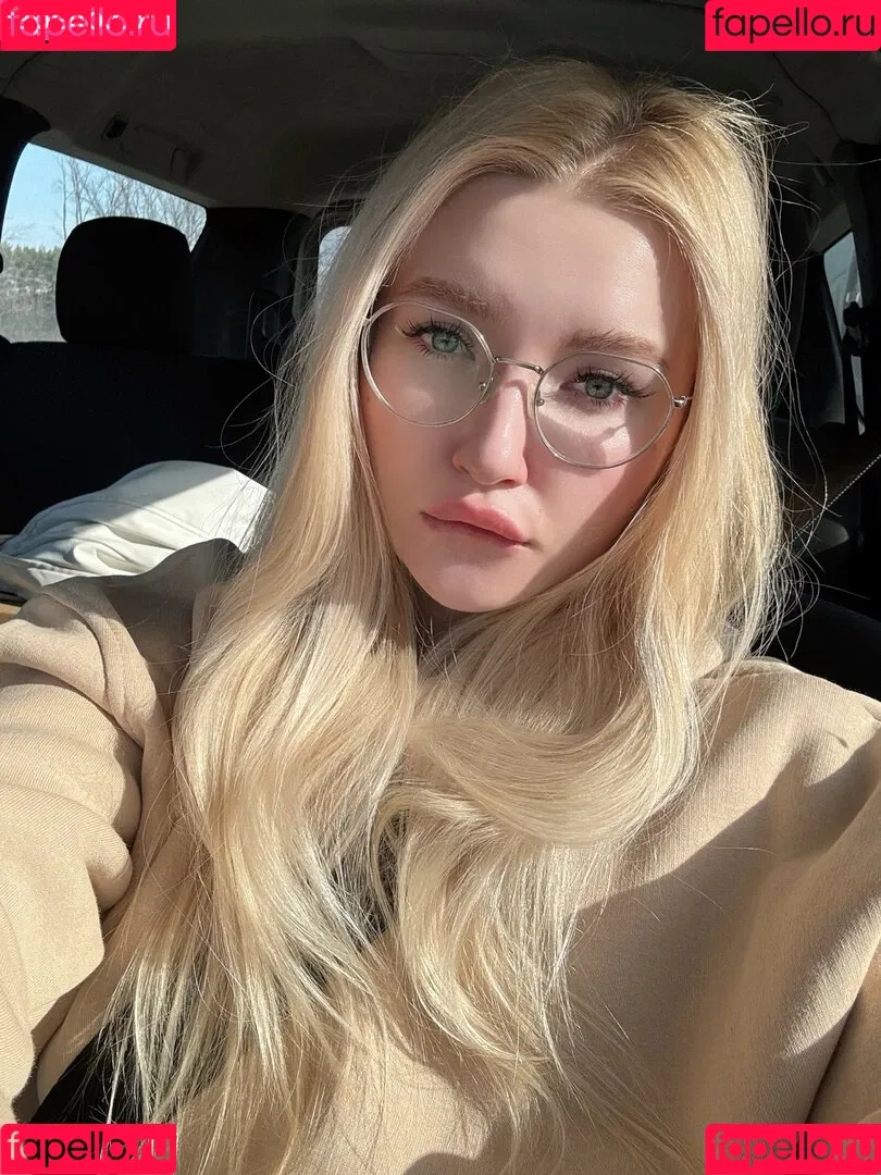 Elena Kyalviyainen Onlyfans Photo Gallery 