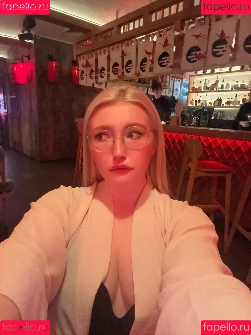 Elena Kyalviyainen Onlyfans Photo Gallery 
