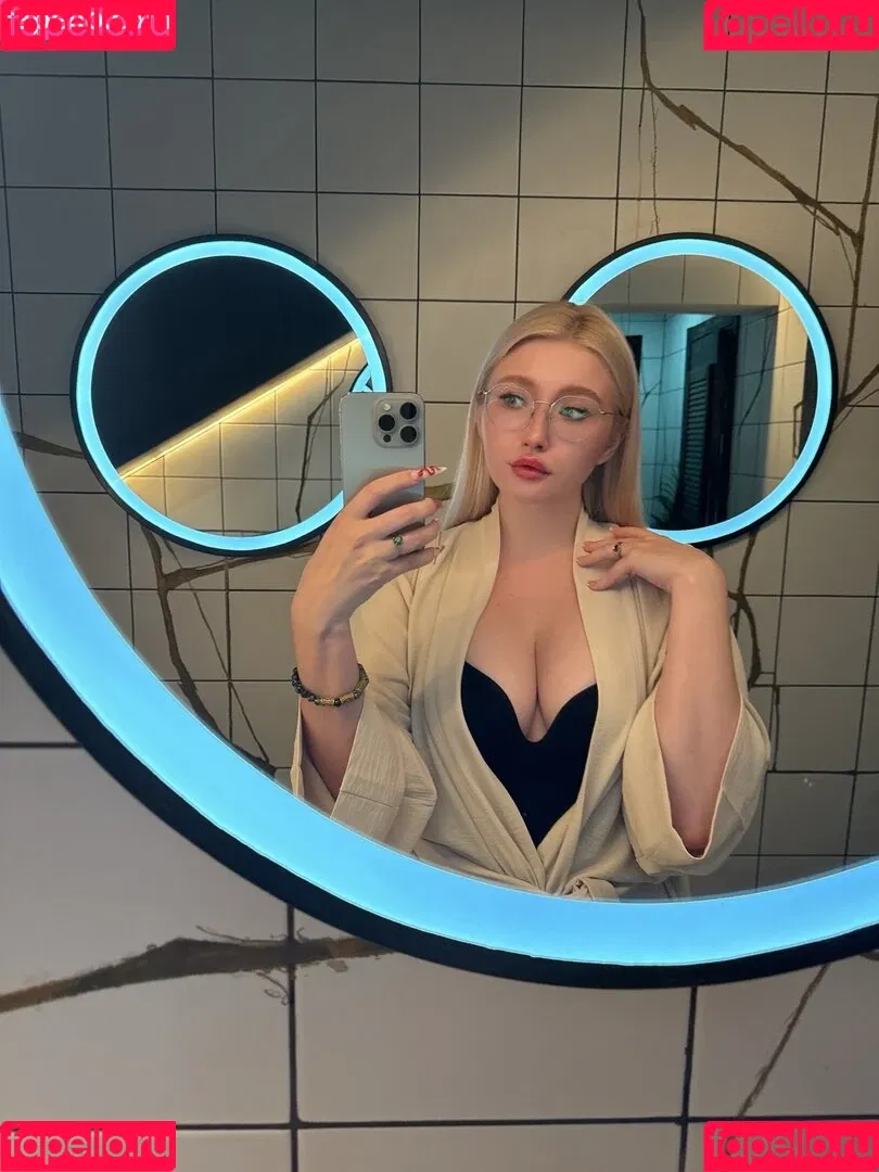 Elena Kyalviyainen Onlyfans Photo Gallery 