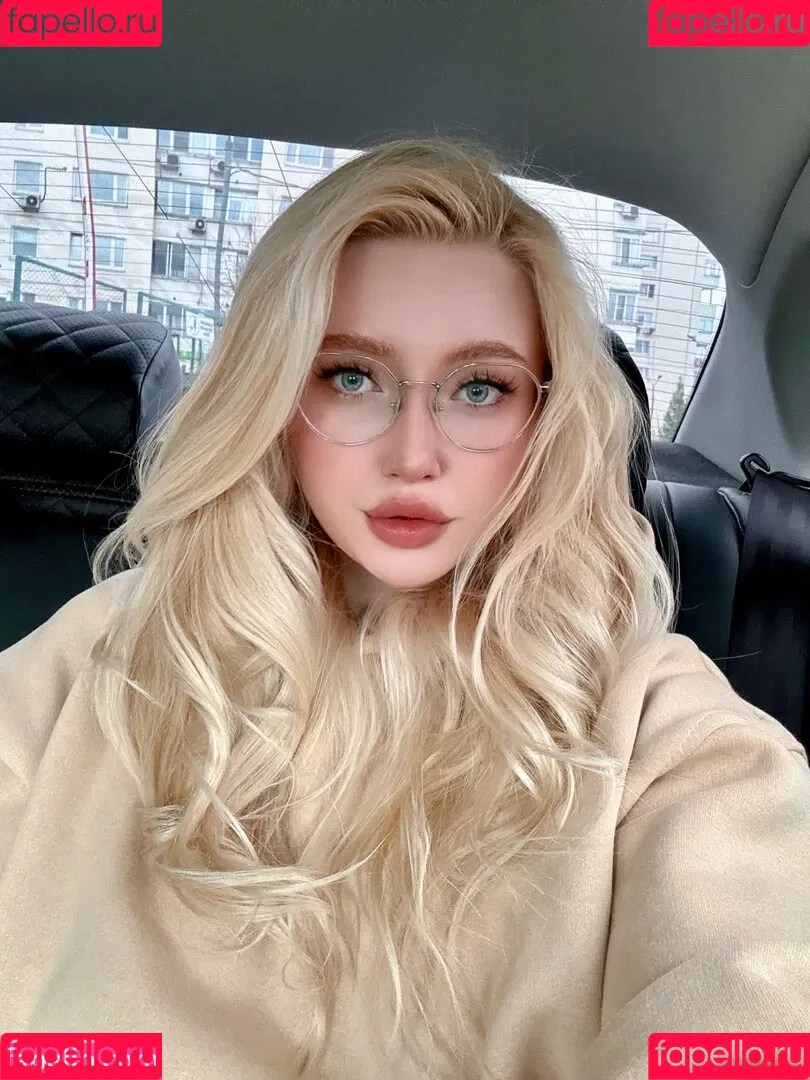 Elena Kyalviyainen Onlyfans Photo Gallery 
