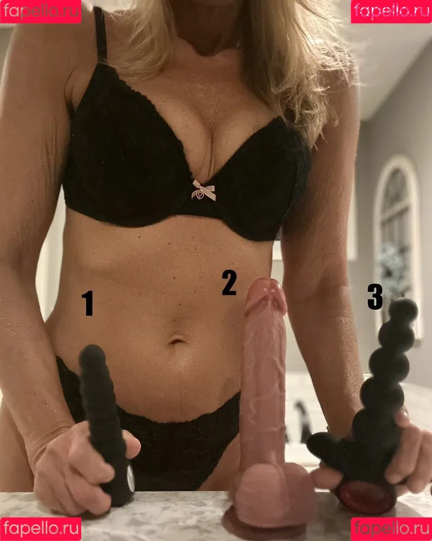 Jenniferssecrets Onlyfans Photo Gallery 
