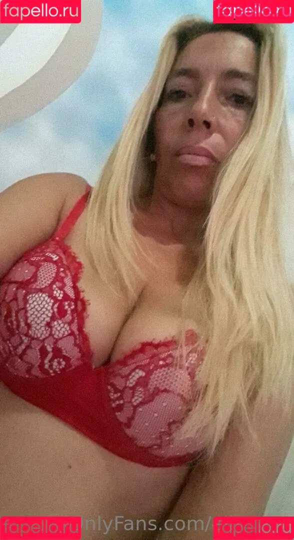 elly_yes Onlyfans Photo Gallery 