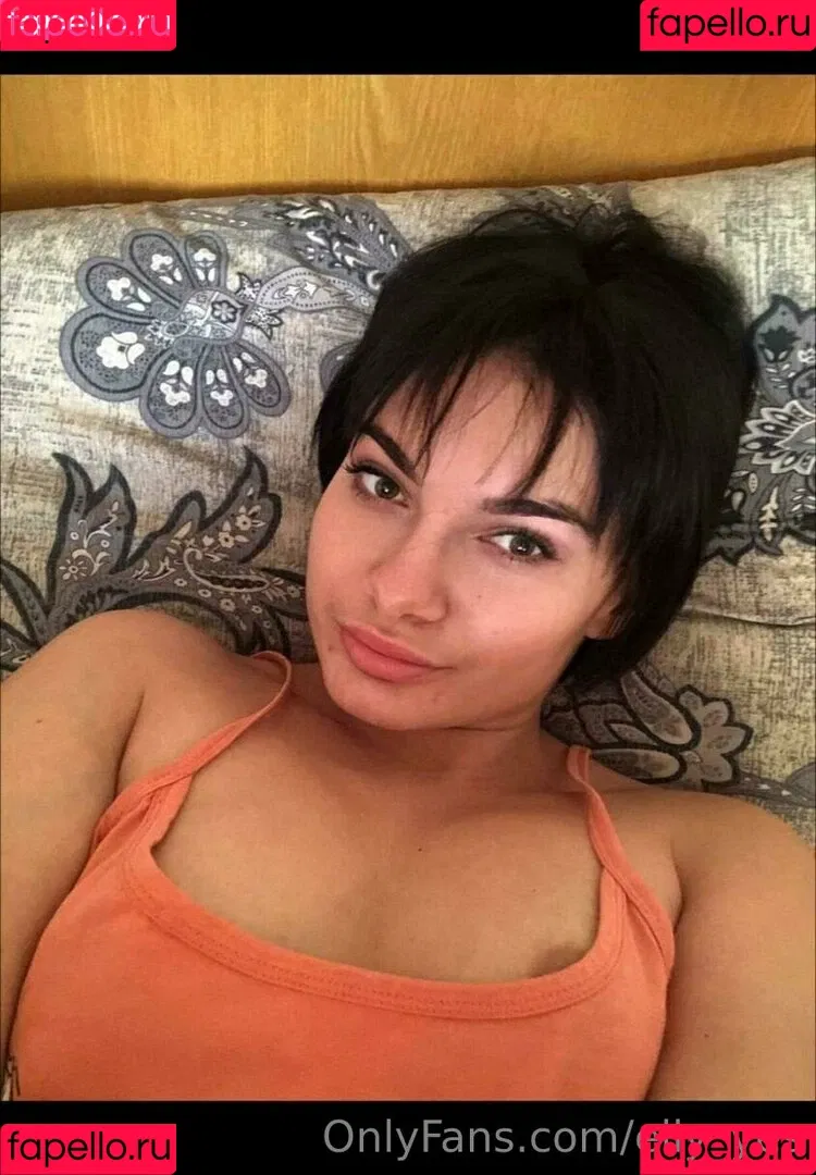 elly_yes Onlyfans Photo Gallery 