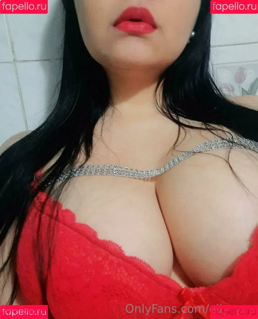 elly_yes Onlyfans Photo Gallery 